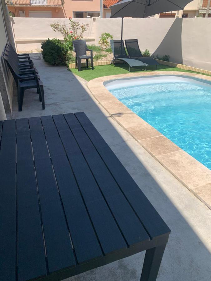 Villa 18 Нарбон Екстериор снимка
